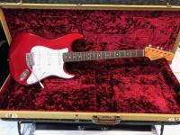 Squier Classic Vibe '60s Stratocaster IL Candy Apple Red