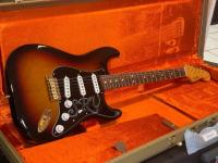 Fender SRV Stevie Ray Vaughan Stratocaster 3-Tone Sunburst