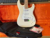 Fender EOB Stratocaster, Maple Fingerboard, Olympic White SPECIAL OFFER UVP:1599.-