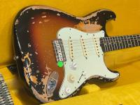 Fender Mike McCready Stratocaster, Rosewood Fingerboard, 3-Color Sunburst ohne Koffer UVP: 1949.-