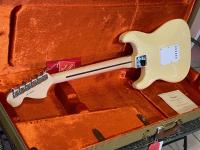 Yngwie Malmsteen Stratocaster, Scalloped Maple Fingerboard, Vintage White