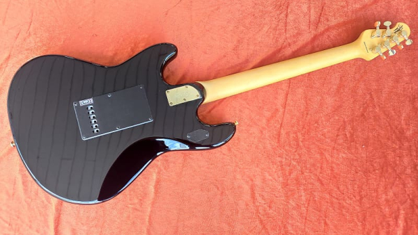Preview: Sterling by Music Man Jared Dines StingRay Guitar MN Black UVP:1229.- Preview: Sterling by Music Man Jared Dines StingRay Guitar MN Black UVP:1229.-