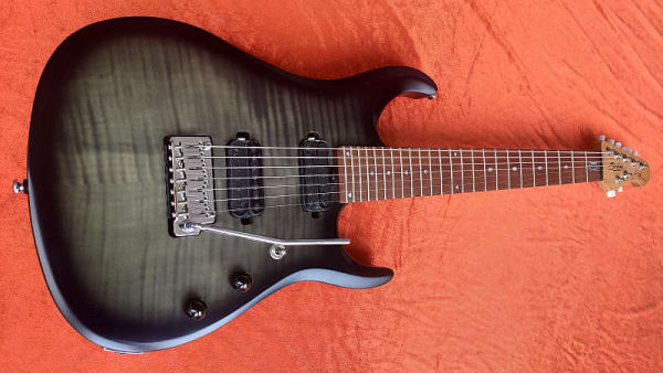 Preview: Sterling by Music Man John Petrucci JP157 MN Trans Black Satin UVP:2399.- Preview: Sterling by Music Man John Petrucci JP157 MN Trans Black Satin UVP:2399.-