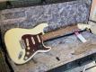 Fender Limited Edition Vintera 60s Stratocaster Olympic White, Matching Headstock
